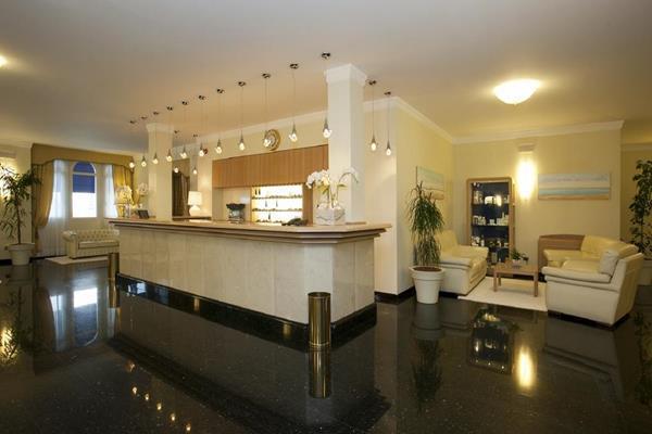 Hotel Casa Bianca Al Mare