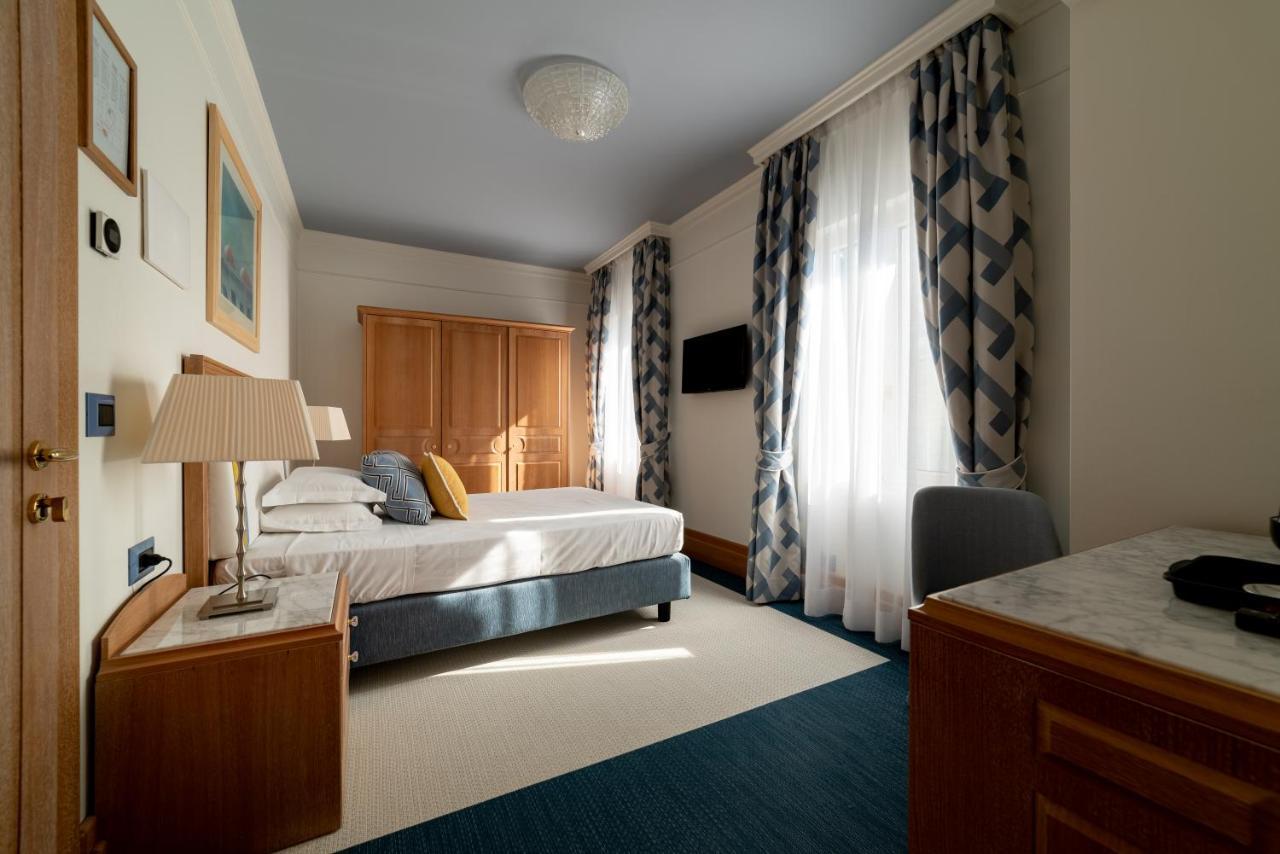 Casa Bianca Al Mare Hotel