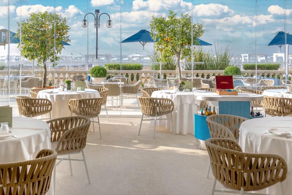 Casa Bianca Al Mare Hotel 4*